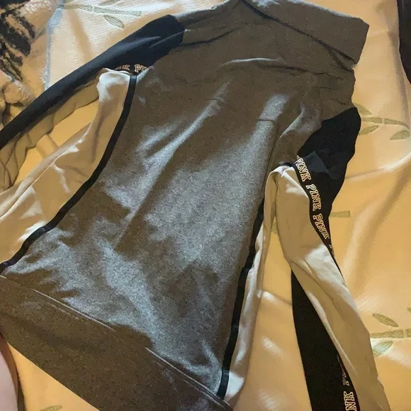 Pink pullover - Picture 3 of 4